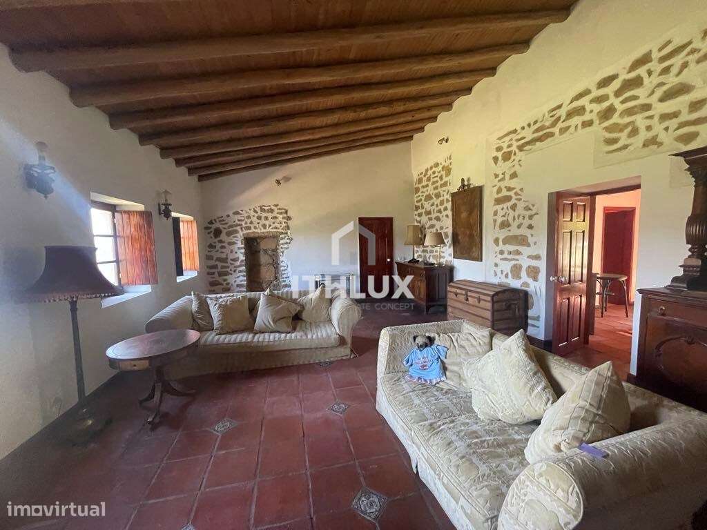 Charmosa Propriedade no Interior do Algarve com Grande Terreno, em Ago-8