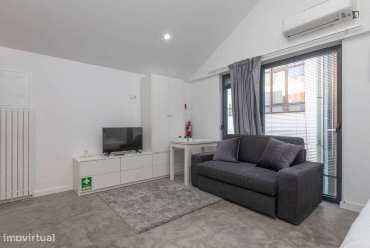 Estúdio - localizado em Aveiro - Grande imagem: 4/8