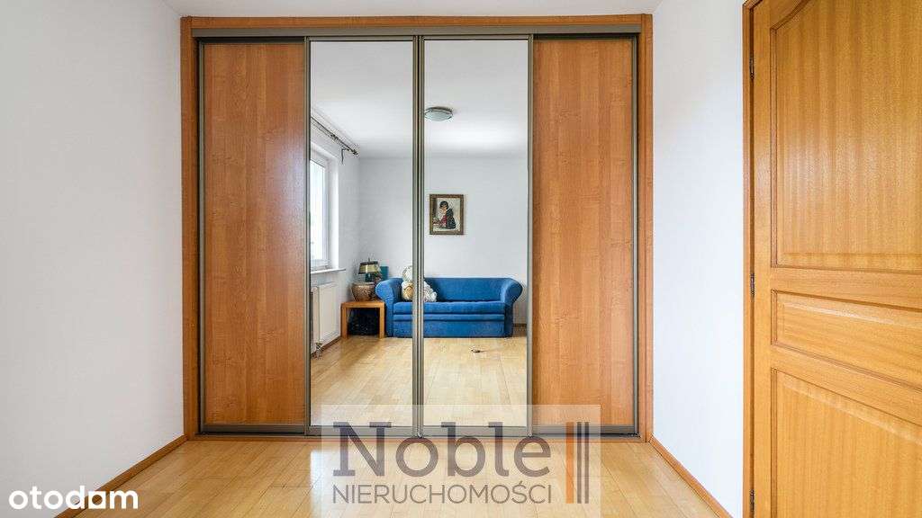 Uroczy dom szeregowy z ogrodem-11