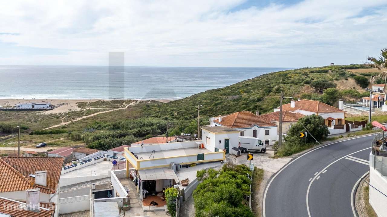 Foz do Lizandro e o Sonho de Viver na Praia | Moradia com Vista Mar e-47