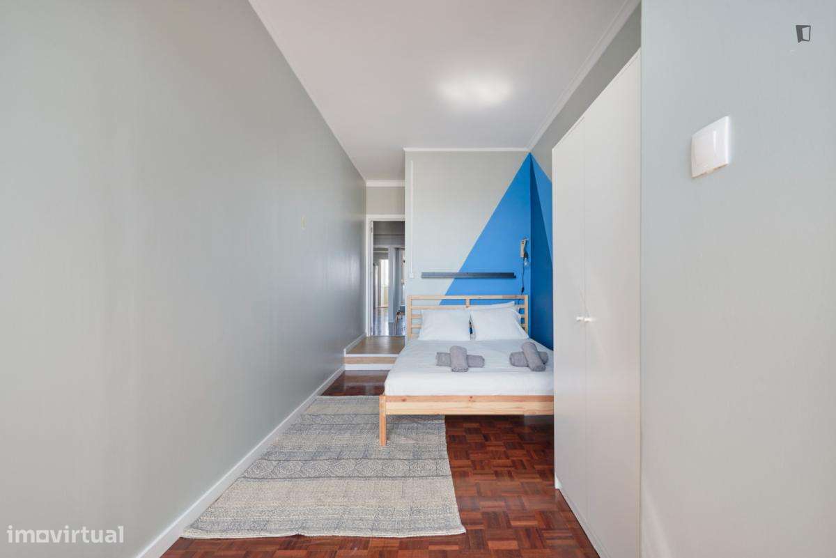 Quarto - localizado em Olaias Lisbon - Grande imagem: 5/10