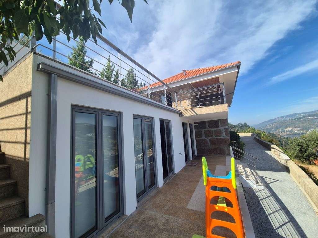 Casa fim semana c/ vistas espetaculares p/ o Douro.-11