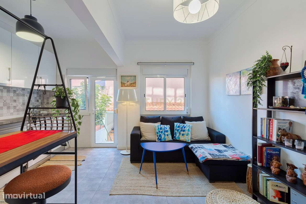 Apartamento T-0 convertido em T- 1 - Grande imagem: 3/25