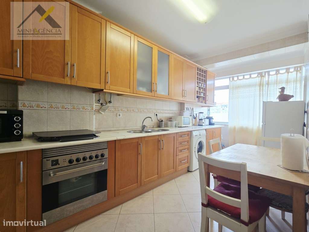 Apartamento T3 junto ao Alegro em Setúbal-1