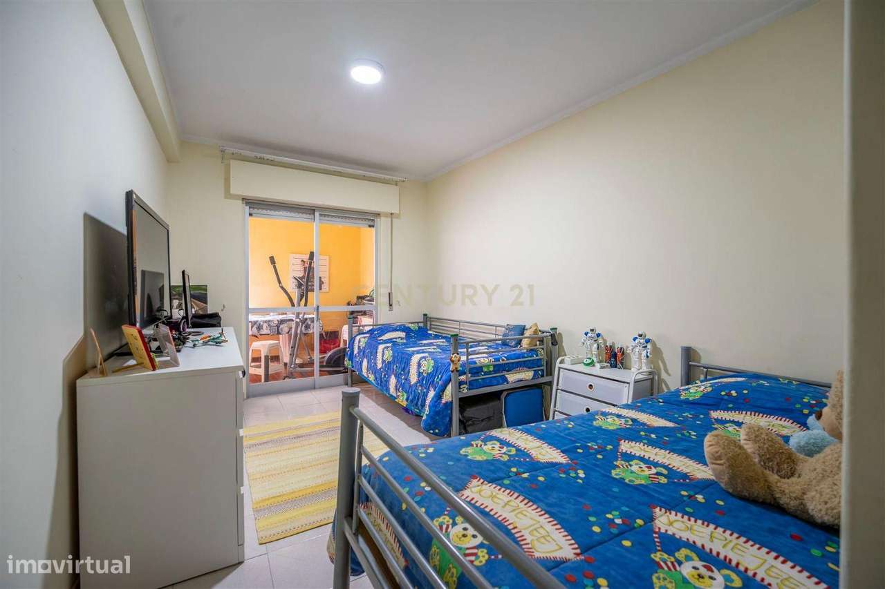 T3 com terraço no coração de Olhão-11