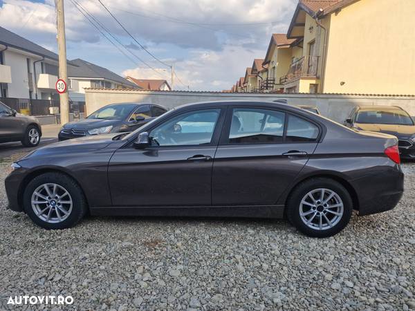 BMW Seria 3 316d - 7