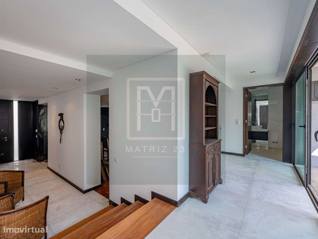 MORADIA T4+1 | 2 TERRAÇOS | LOGRADOURO | GARAGEM | PORTO-22