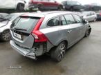 VOLVO V60 2.4 Hybrid (215Cv) 2013 - Peças Usadas (6390) - 3