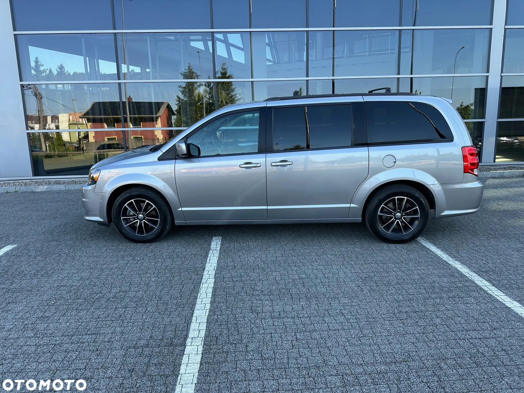 Dodge Grand Caravan 3.6 R/T - 2