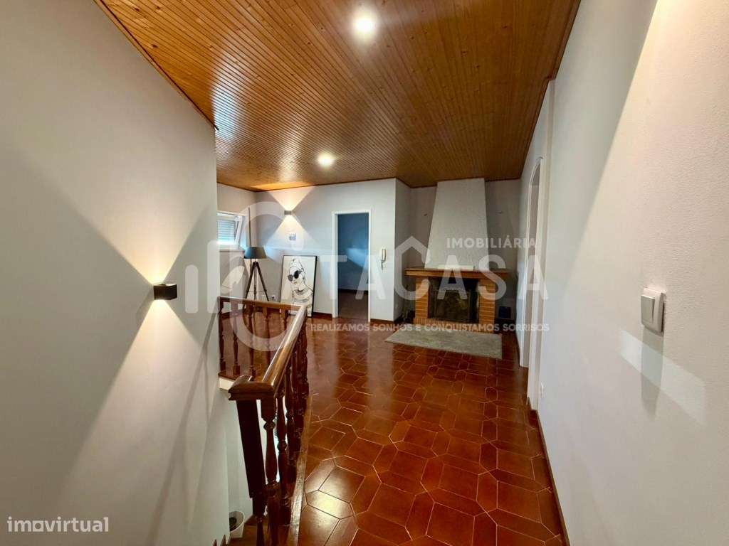 Apartamento T3 Duplex no centro de Esgueira para venda-27