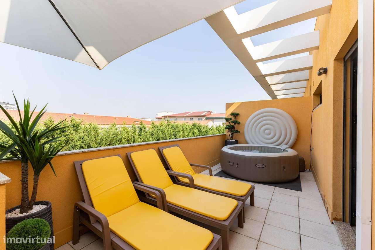 Moradia T3 Ermesinde, Valongo. Suite com terraço e jacuzzi.-36