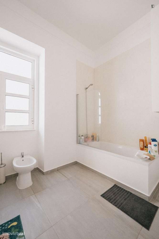 Quarto - localizado em Alcântara Lisbon - Grande imagem: 4/10