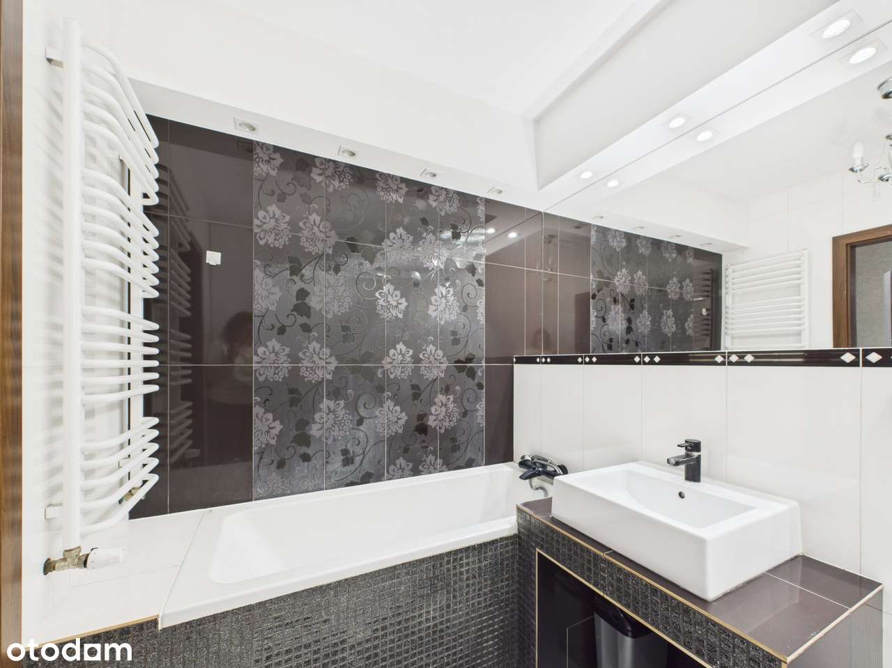 Etiuda apartament z 3 sypialniami z ogrodem i tarasem-16