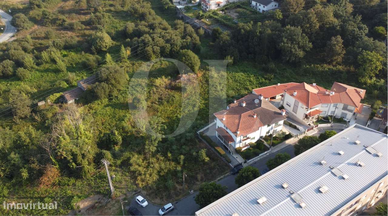 Terreno Urbano de 443m² em Dume com boas acessibilidades - Grande imagem: 2/9