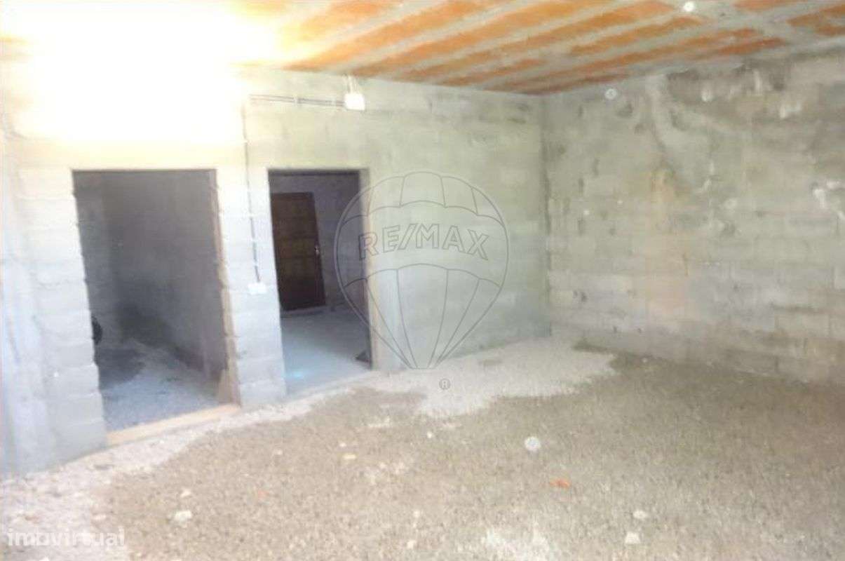 Moradia T4 para venda-11