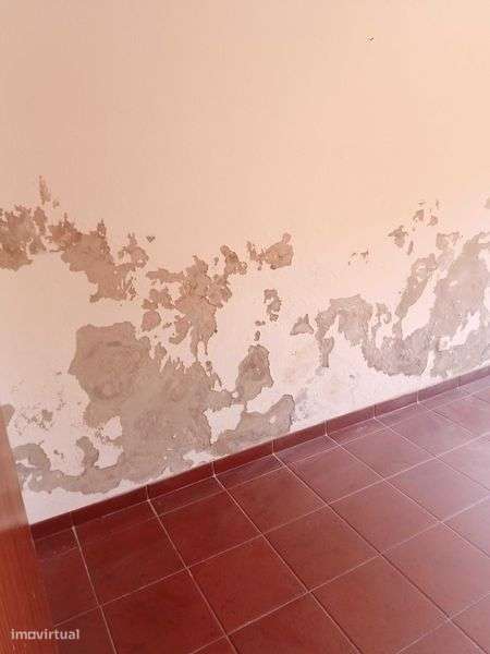 Apartamento/entrada independente/T1 - P. altos Covilhã - A. Útil - 61 - Grande imagem: 4/7