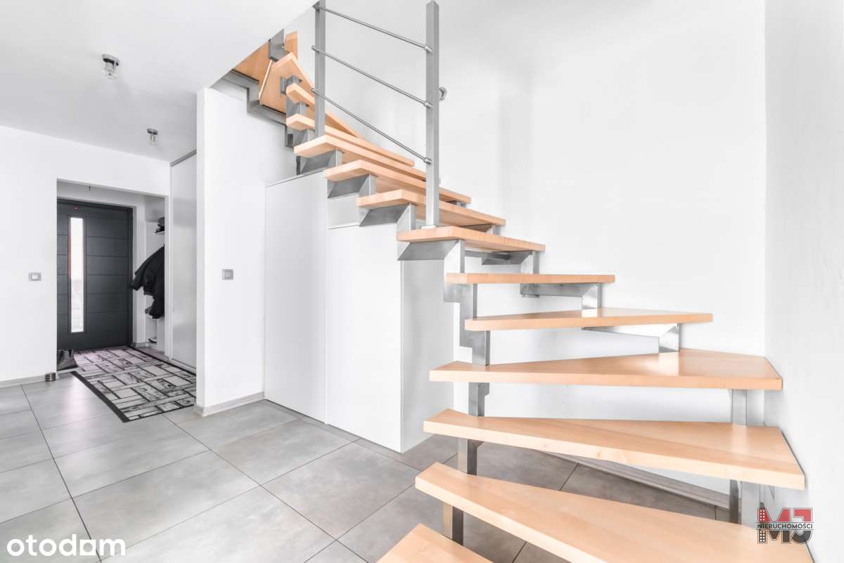 Dom z garażem - 119,5m2 - 4 Pokoje!!-9