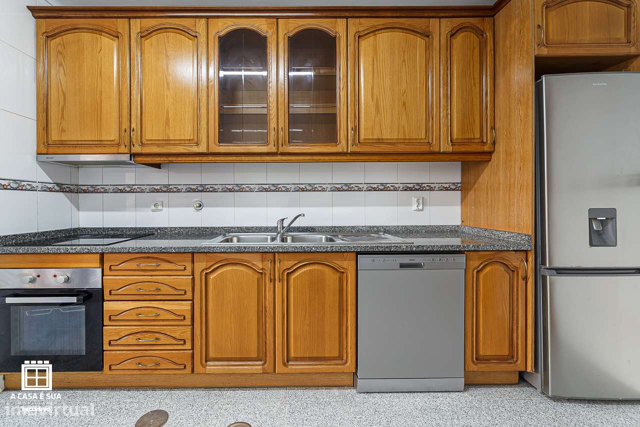 Apartamento T3 espaçoso em Avintes, V. N. Gaia - Grande imagem: 4/38