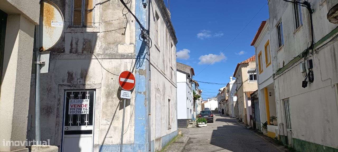 Prédio centro do Valado -Nazaré Projeto aprovado para 5-Apartamentos-7