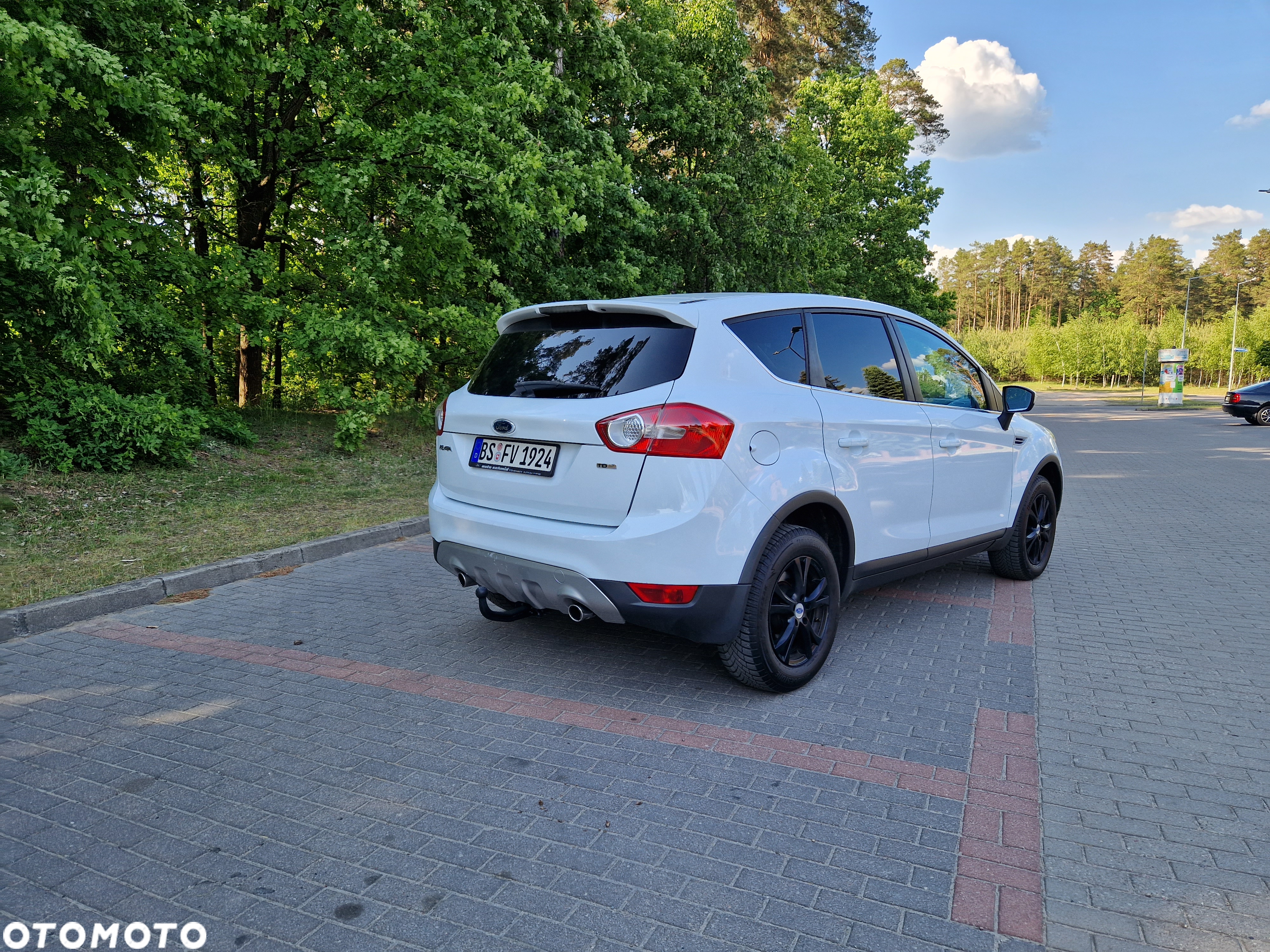 Ford Kuga - 2