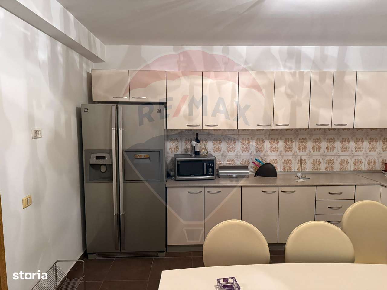VANZARE Apartament cu 3 camere in zona Voluntari-6