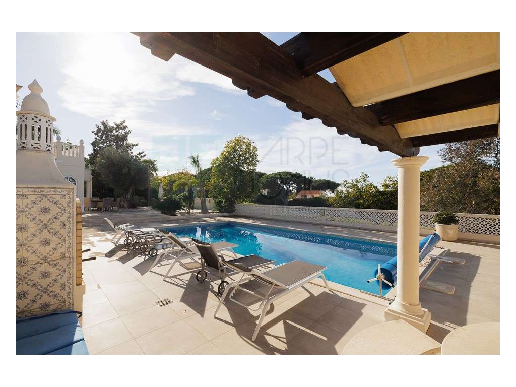 Moradia V4 inserida no campo de Golfe, Vale de Lobo, Algarve-14