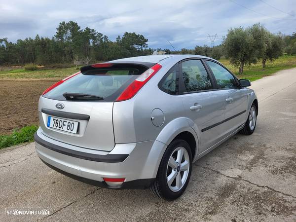 Ford Focus 1.4 16V Zetec - 2