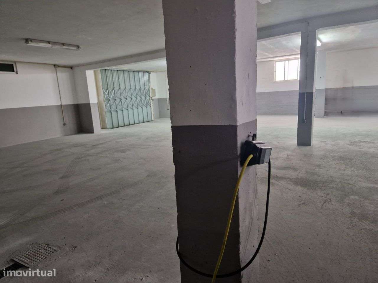 Lote de garagens fechadas no Bairro do Liceu, Aveiro-5