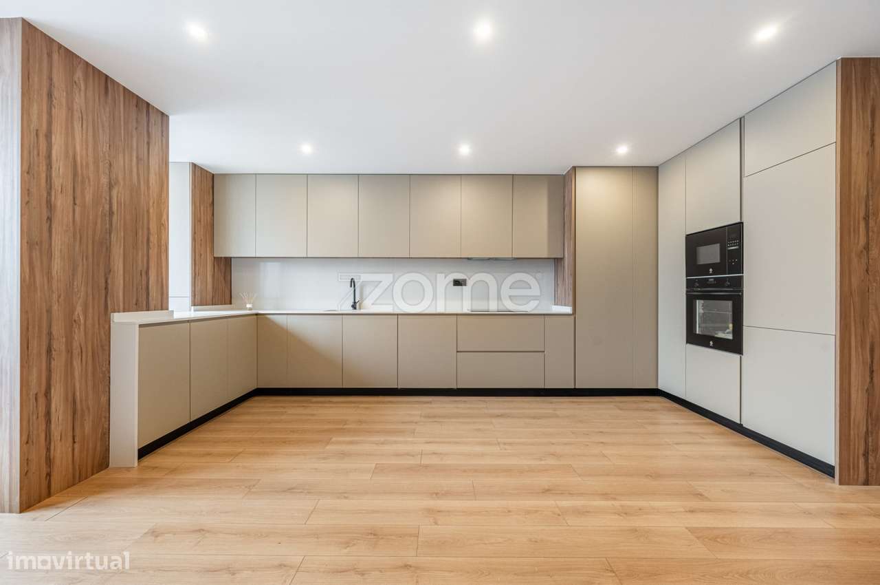 APARTAMENTO T3 EM S.VICENTE - Grande imagem: 2/31