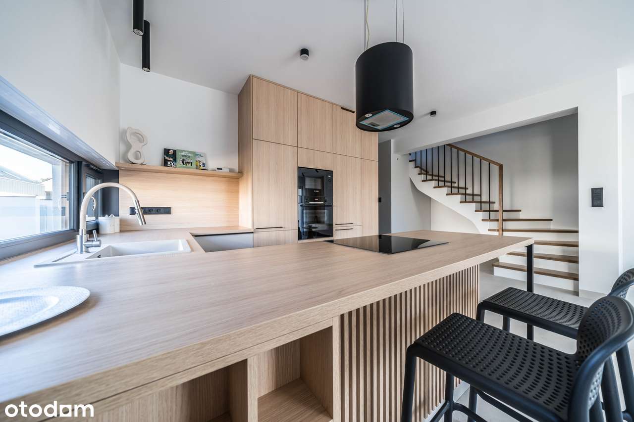 Przestronny dom 142 m² z garażem i ogrodem. Wykończony z kuchnią-4