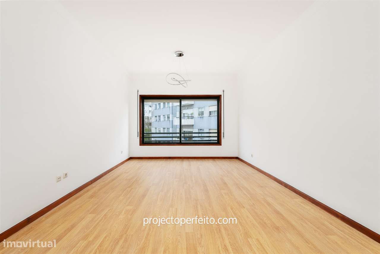 Apartamento T2 Venda em Santa Marinha e São Pedro da Afurada,Vila Nova - Grande imagem: 2/11