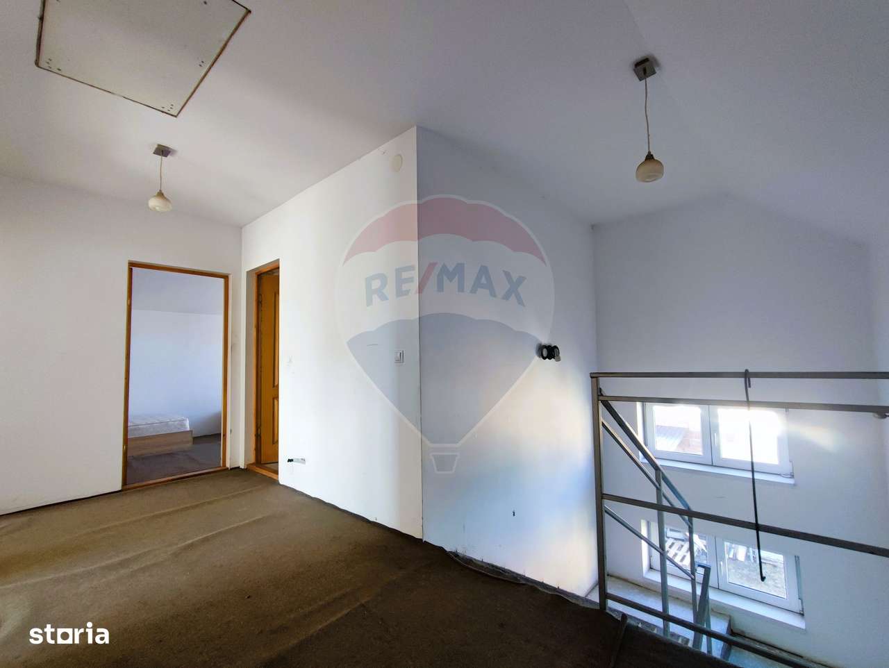 Casă / Vilă cu 5 camere de vânzare-5