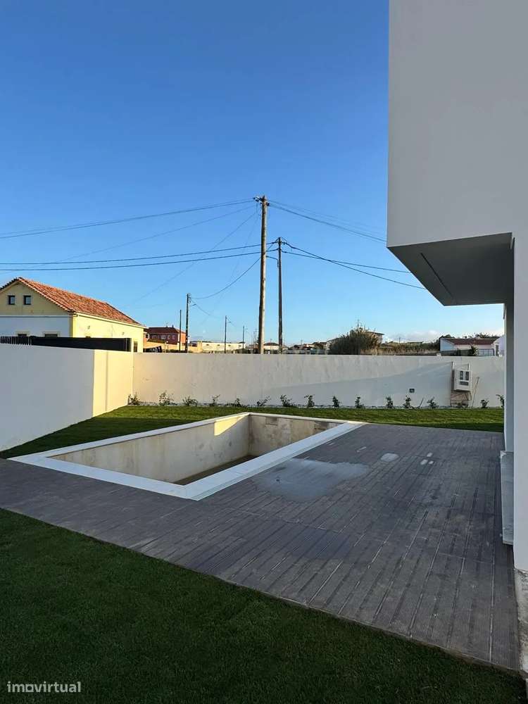 Moradia de Luxo T4 com Piscina - Sintra/Magoito-34