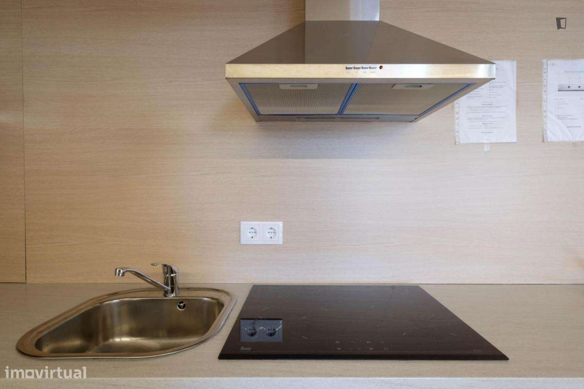 Quarto - localizado em Montes Claros Coimbra - Grande imagem: 4/10