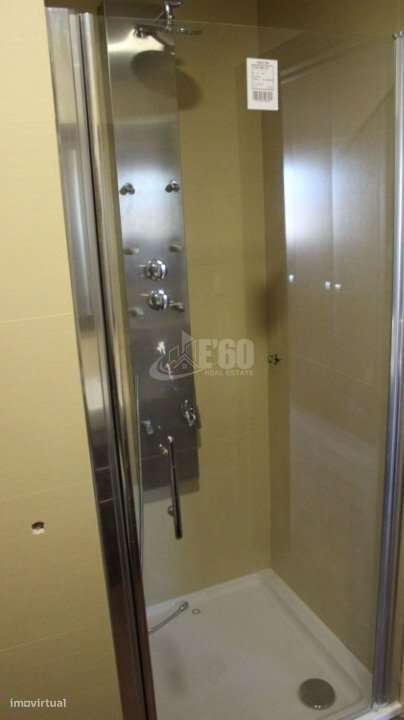 EXCELENTE MORADIA T4-12