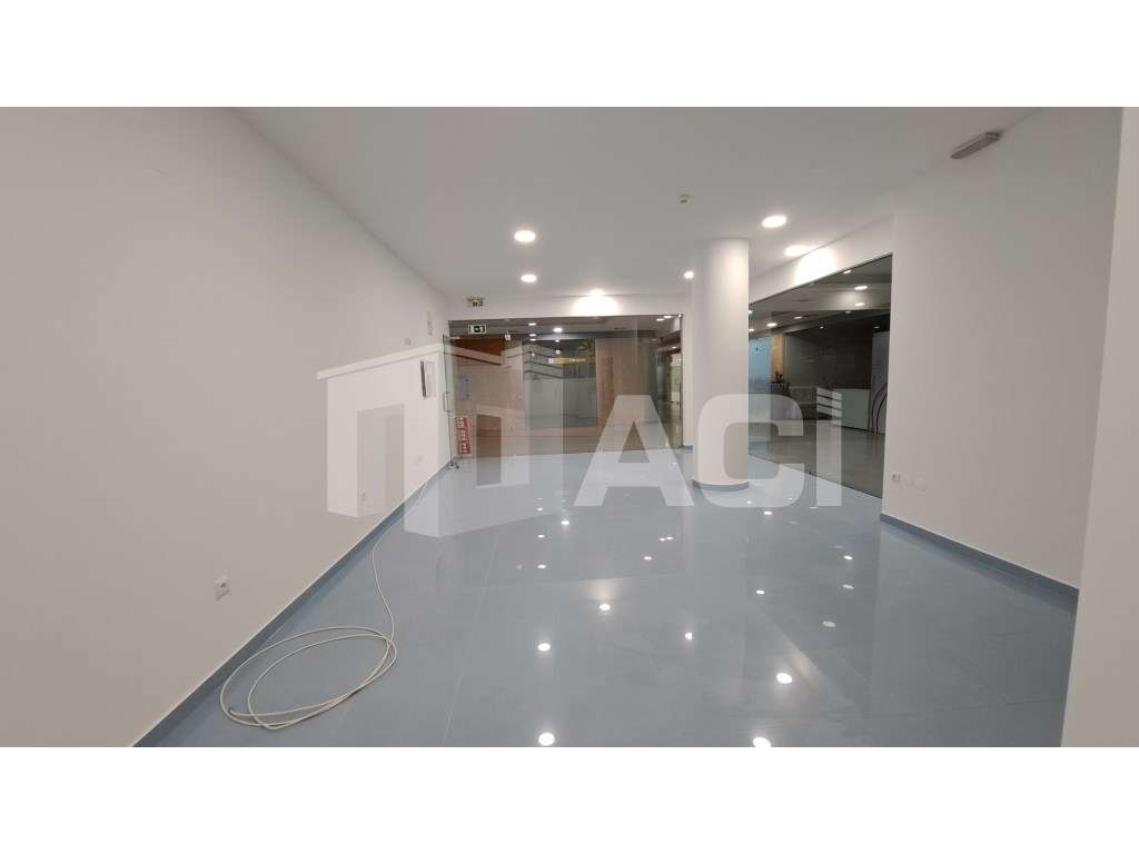 LOJA- Edificio Beira Rio - Grande imagem: 4/6