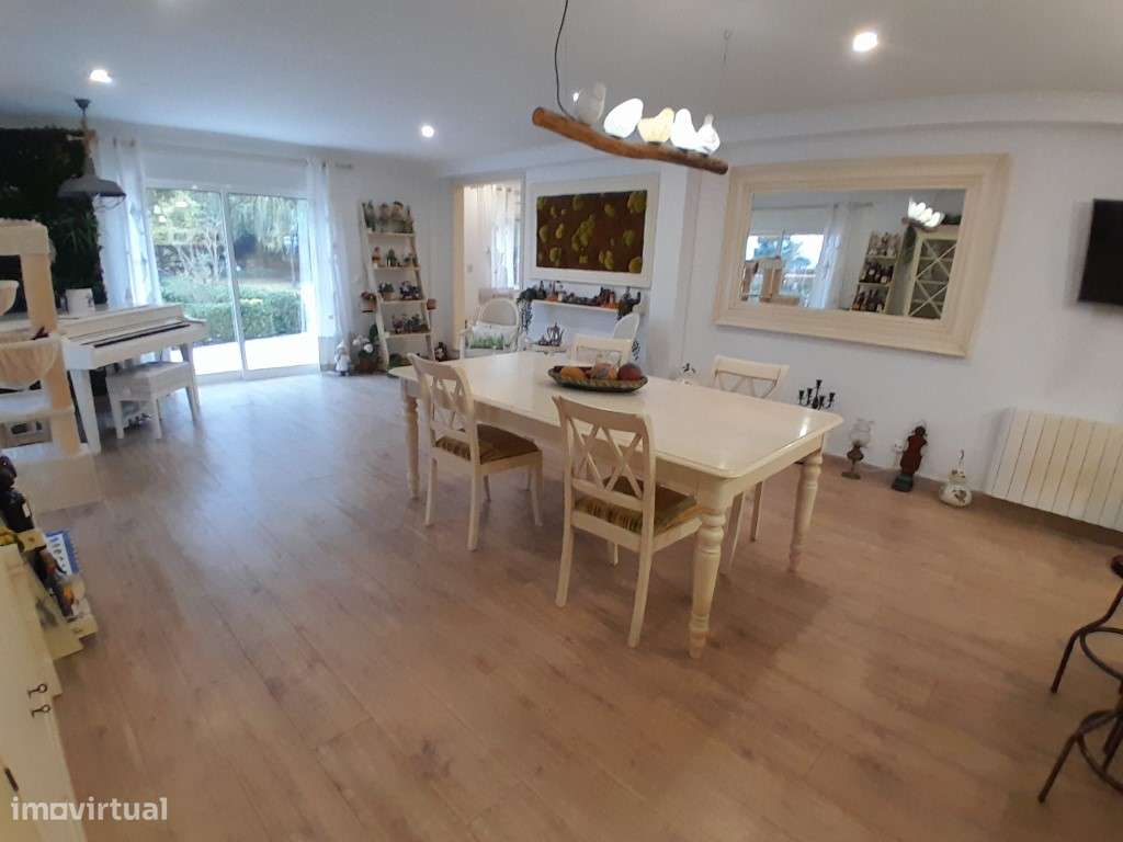 Quinta com Moradia V3 e Piscina - Grande imagem: 2/60