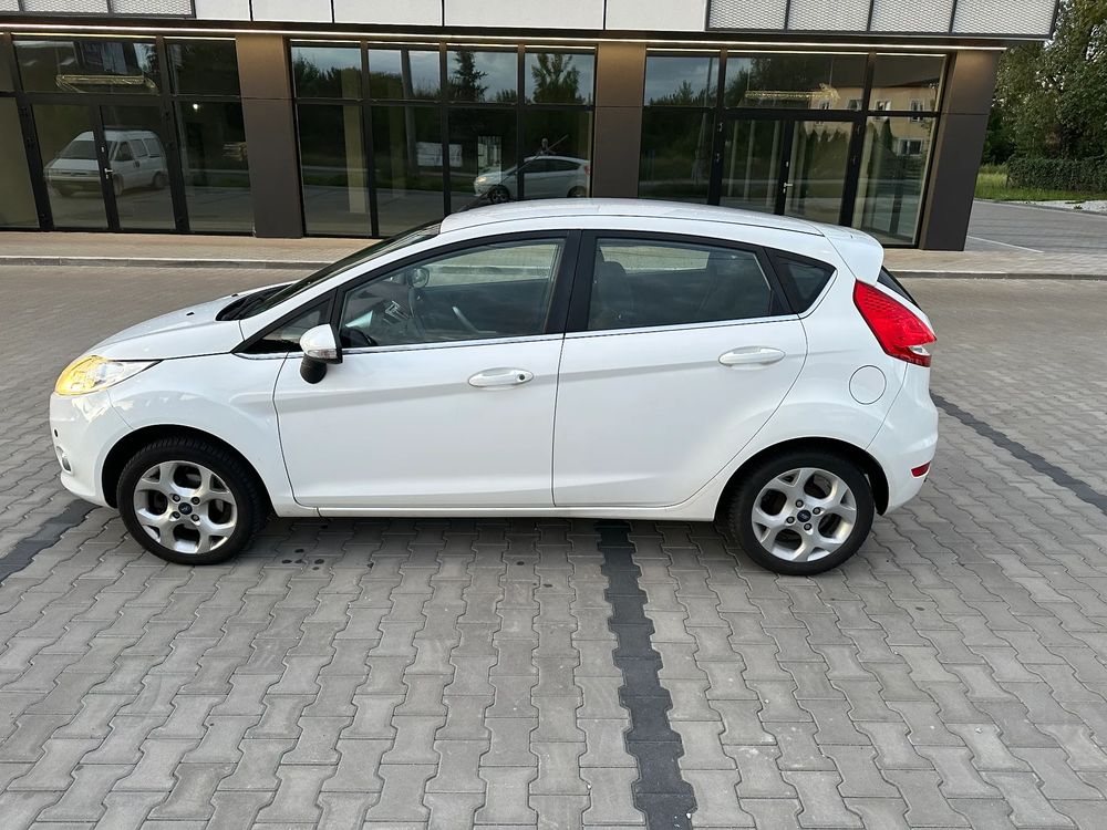 Ford Fiesta Mk7 (2008-) 1.4 Titanium 2009