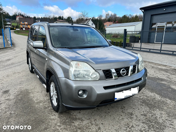 Nissan X-Trail 2.0 dCi XE - 2