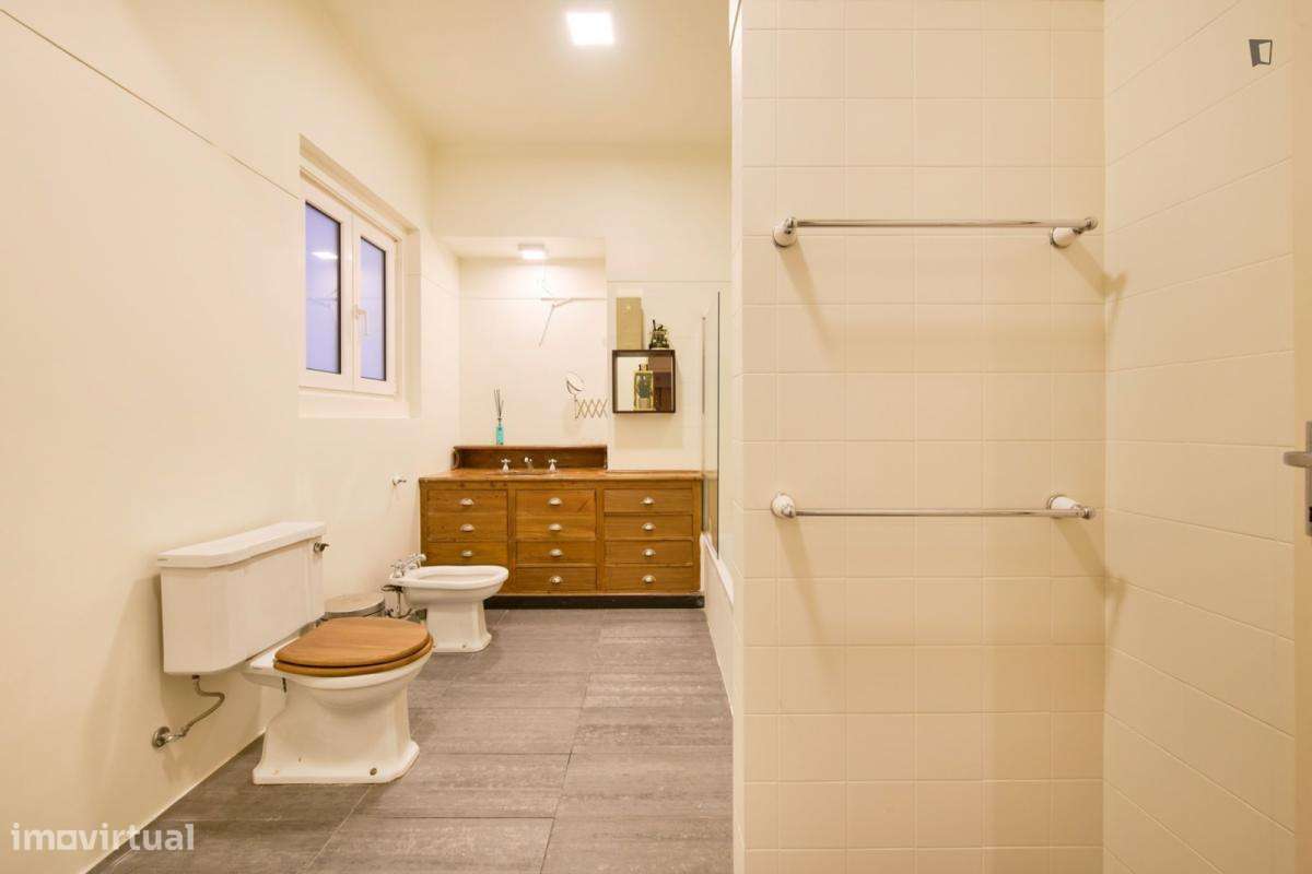 Quarto - localizado em Rato Lisbon - Grande imagem: 5/10