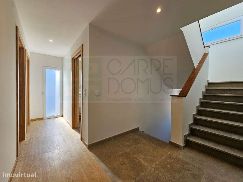 Moradia nova T4, com piscina, em Alverca, Vila Franca de Xira, Lisboa-27