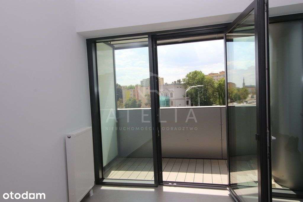 Hanza Tower - kawalerka z loggią na sprzedaż-4