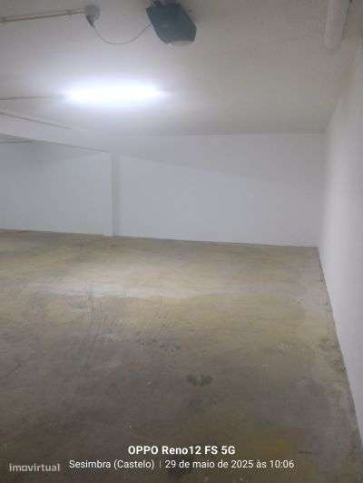 Moradia T4, localizada na zona da Cotovia, em Sesimbra-22