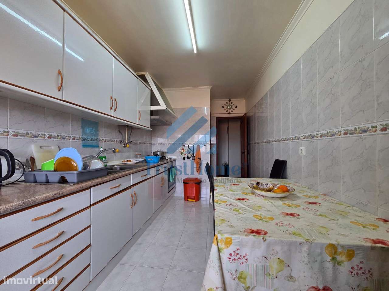T3 com boas áreas na Quinta da Fidalga-7