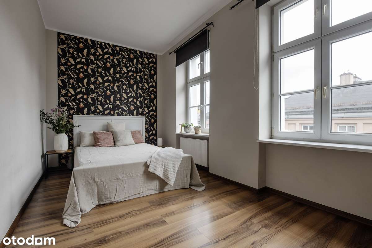 | DWIE SYPIALNIE | Osobna kuchnia | Garderoba | Kamienica z historią - Pełny obrazek: 2/14