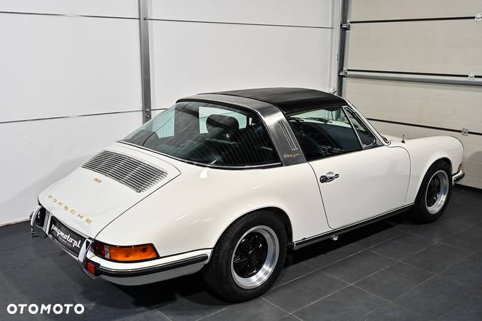 Porsche Inny - 12