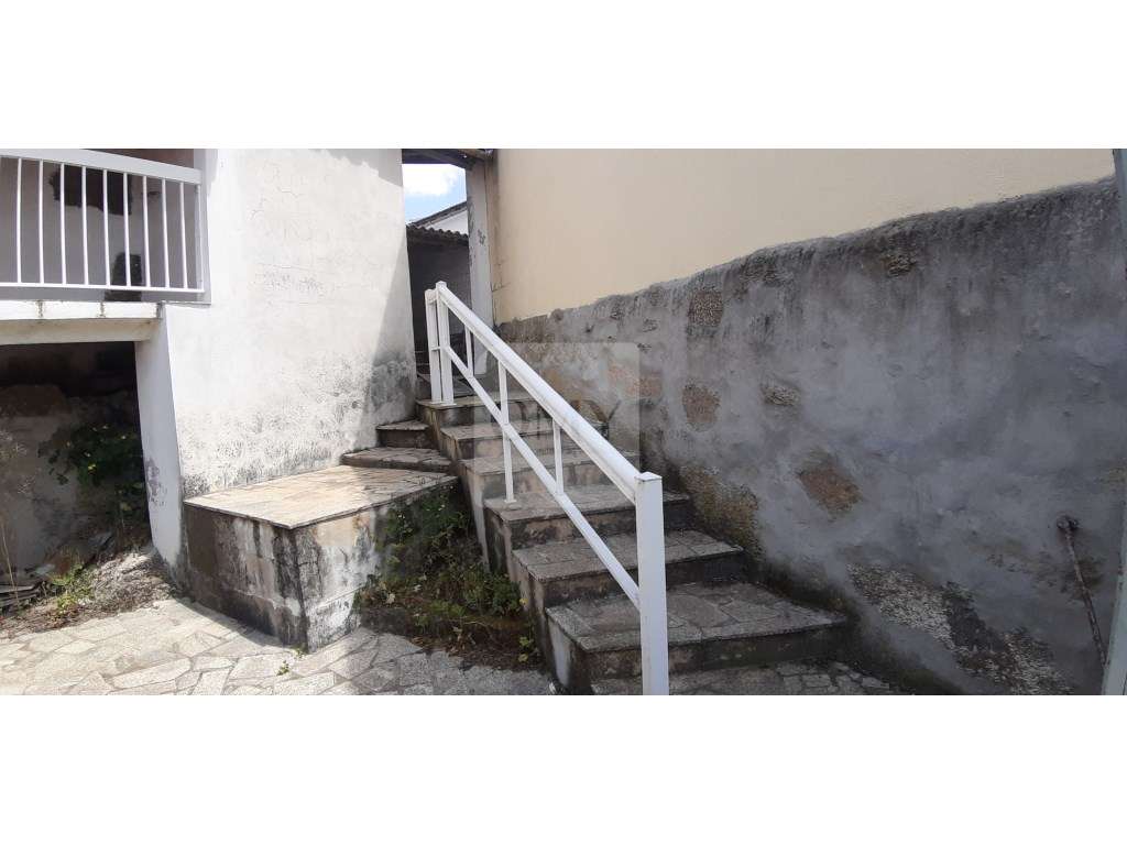 Para Recuperar | Moradia em Pedra | Carva, Murça - Grande imagem: 5/16