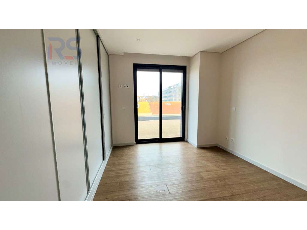 T4 último piso Boavista Porto-8