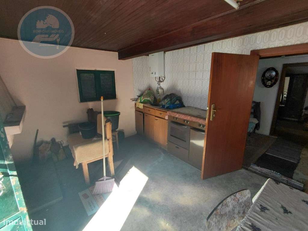 Casa Rústica em Pedra com Terreno para Restauro - Cambeses, Cabecei...-22