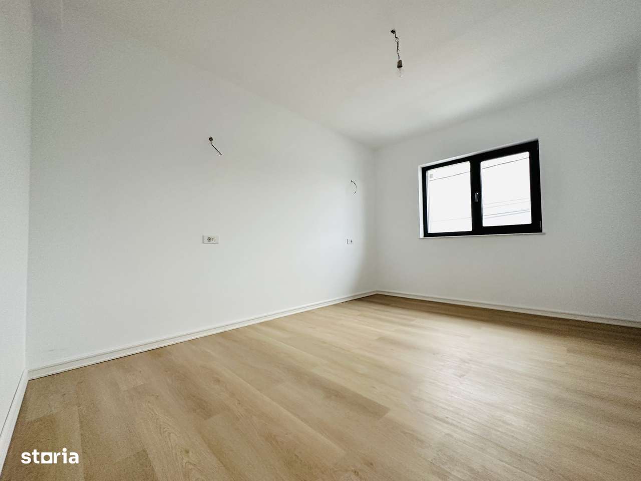 Casa Individuala - 4 Camere 300 mp-  - Comuna Berceni- La 163.900-4